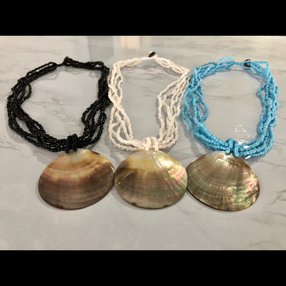Hawaiian Seashells necklaces in blue, black and white